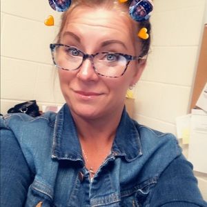 Meet your Posher, Leigh